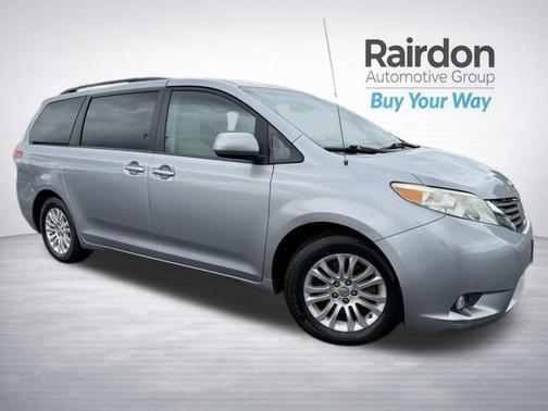 Silver Sky Metallic 2012 Toyota Sienna XLE