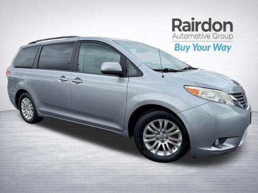 Silver Sky Metallic 2012 Toyota Sienna XLE