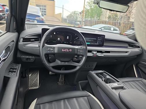 Iceberg Green 2024 Kia EV9 GT-Line