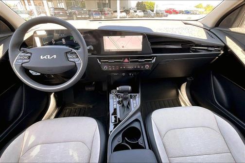 2025 Kia Niro SX