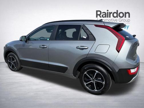 Steel Gray 2024 Kia Niro EX
