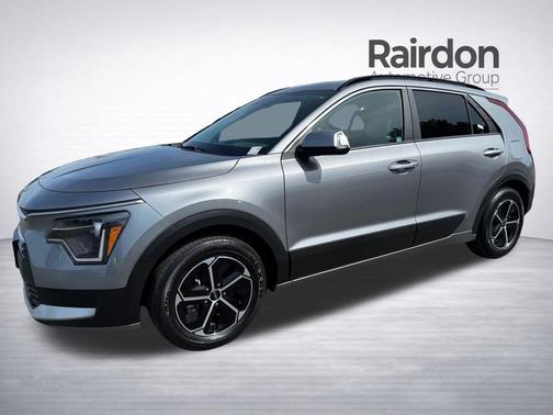 Steel Gray 2024 Kia Niro EX