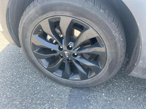 2019 Kia Sorento S
