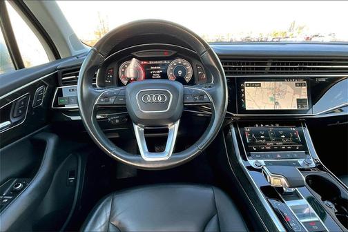 2022 Audi Q7 55 Premium Plus