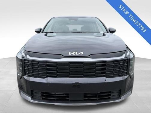 Gray Metallic 2026 Kia Sportage LX