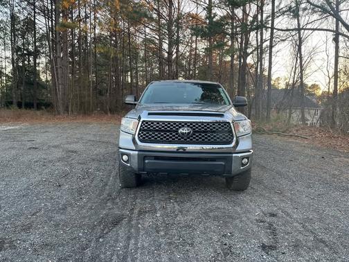 2019 Toyota Tundra SR5