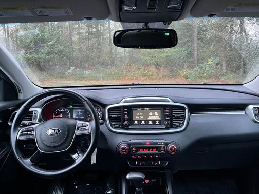 2020 Kia Sorento LX