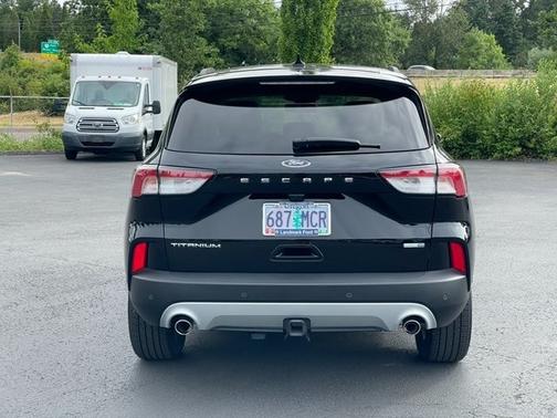 2020 Ford Escape TITANIUM