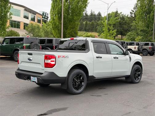 CACTUS GRAY 2023 Ford Maverick XLT