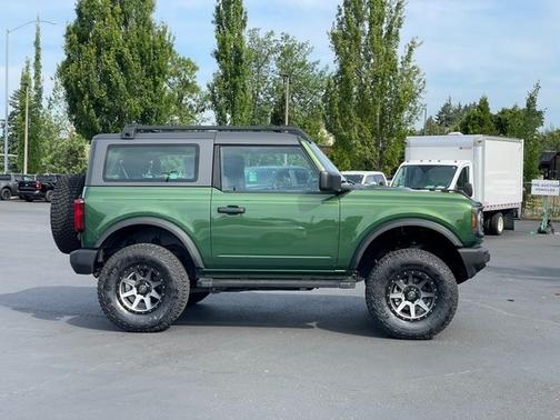 2022 Ford Bronco BASE