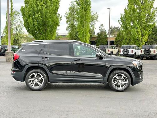 Ebony Twilight Metallic 2019 GMC Terrain SLT