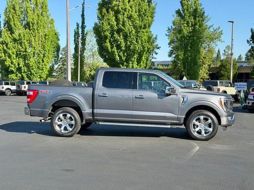 CARBONIZED GRAY METALLIC 2023 Ford F-150 LARIAT