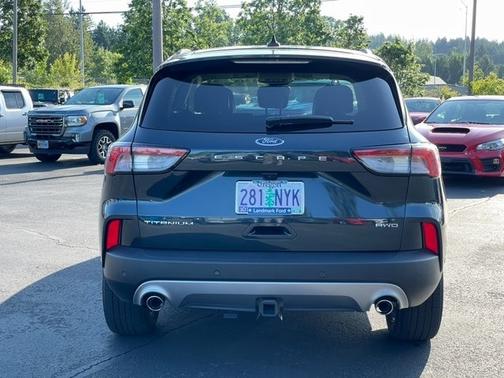 2022 Ford Escape TITANIUM