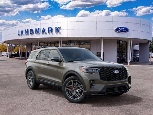 Marsh Gray 2027 Ford Explorer ST-Line