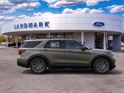 Marsh Gray 2027 Ford Explorer ST-Line