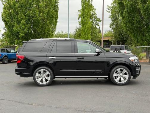AGATE BLACK METALLIC 2024 Ford Expedition PLATINUM
