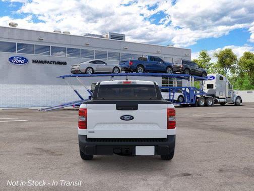 Oxford White 2026 Ford Maverick Lariat