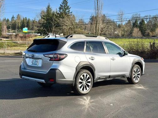 2023 Subaru Outback LIMITED