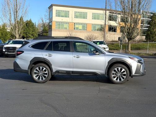 2023 Subaru Outback LIMITED