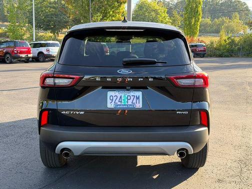 Agate Black Metallic 2024 Ford Escape Active