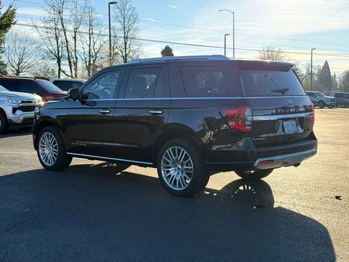 2023 Ford Expedition PLATINUM