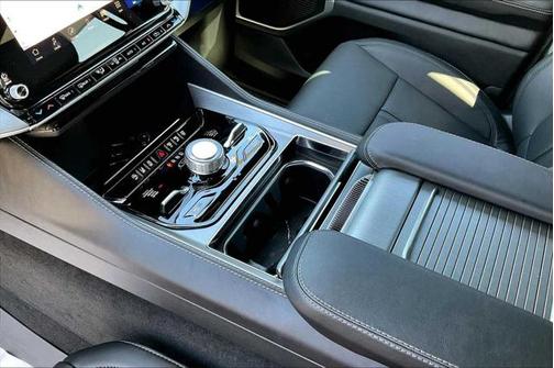 2025 Jeep Wagoneer