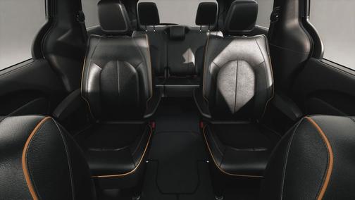 White 2027 Chrysler Pacifica Limited