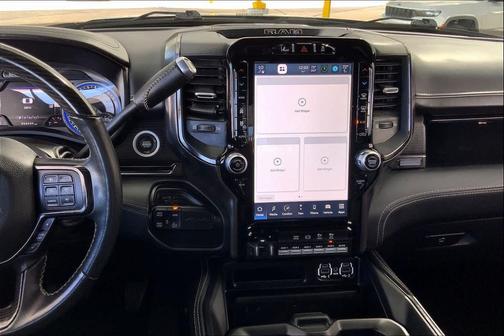 2022 RAM 2500 Limited Crew Cab 4x4 6'4' Box