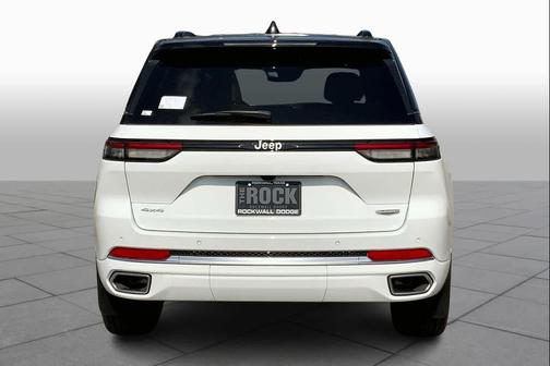 2025 Jeep Grand Cherokee Summit