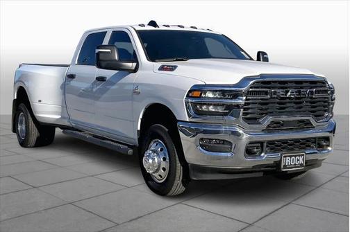 2026 RAM 3500 Tradesman Crew Cab 4x4 8' Box