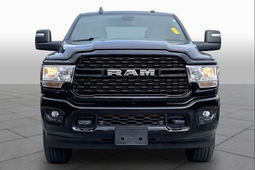 Diamond Black Crystal Pearlcoat 2024 RAM 2500 Big Horn Crew Cab 4x4 6'4' Box