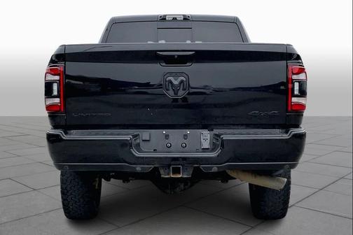 2022 RAM 2500 Limited Crew Cab 4x4 6'4' Box