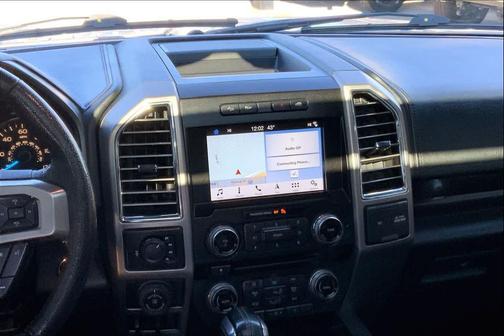 2016 Ford F-150 Platinum