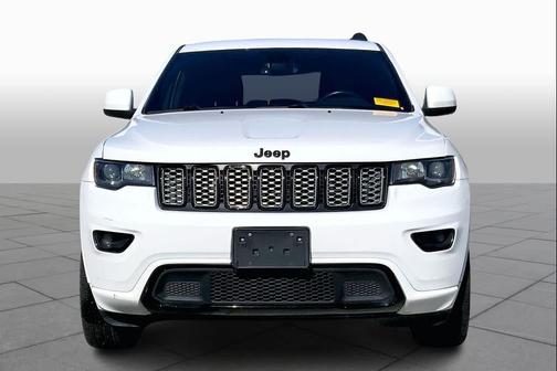 2017 Jeep Grand Cherokee Altitude