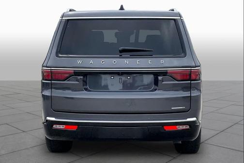 Baltic Gray Metallic Clearcoat 2024 Jeep Wagoneer Series II 4x2