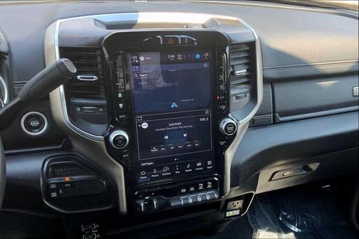 2024 RAM 2500 Laramie Crew Cab 4x4 6'4' Box