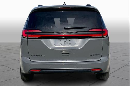 2025 Chrysler Pacifica Limited