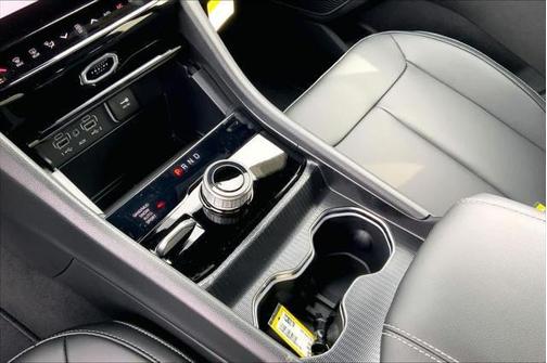 Baltic Gray Metallic Clearcoat 2026 Jeep Grand Cherokee Limited