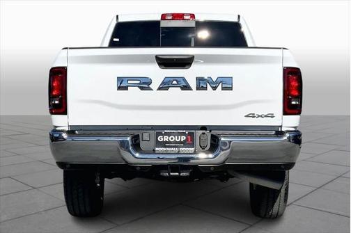 2026 RAM 2500 Tradesman Crew Cab 4x4 6'4' Box