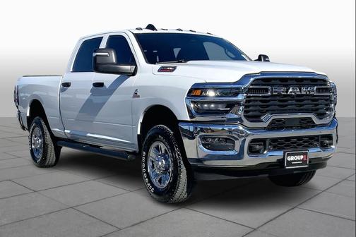 2026 RAM 2500 Tradesman Crew Cab 4x4 6'4' Box