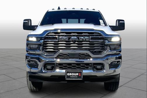 2026 RAM 2500 Tradesman Crew Cab 4x4 6'4' Box