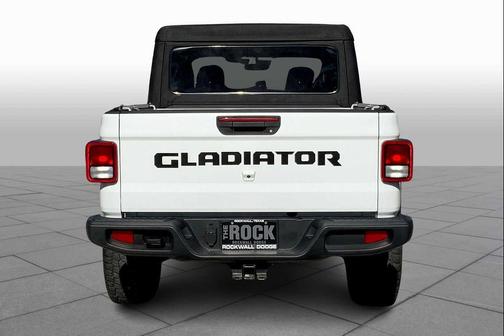 2021 Jeep Gladiator Willys 4x4