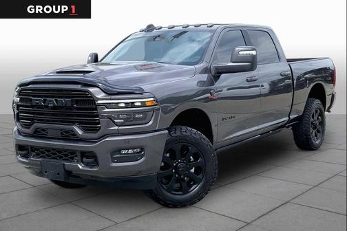 Granite Crystal Metallic Clearcoat 2025 RAM 2500 Laramie Crew Cab 4x4 6'4' Box