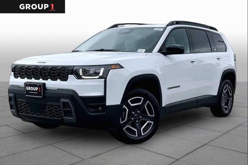 Bright White Clearcoat 2026 Jeep Cherokee Laredo 4x4
