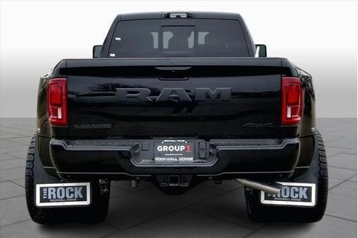 Diamond Black Crystal Pearlcoat 2026 RAM 3500 Laramie Mega Cab 4x4 6'4' Box