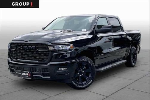 Diamond Black Crystal Pearlcoat 2026 RAM 1500 Express