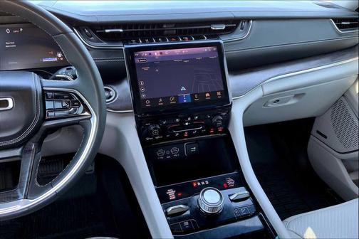 2023 Jeep Grand Cherokee Overland
