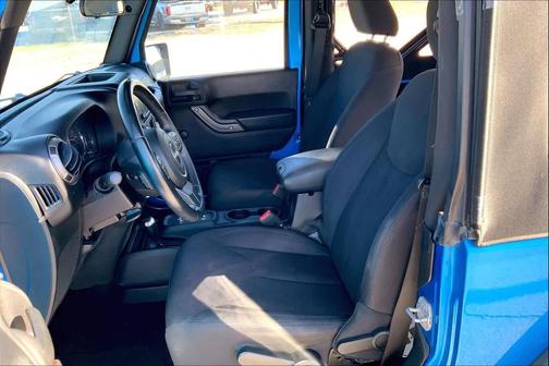 2015 Jeep Wrangler Sport