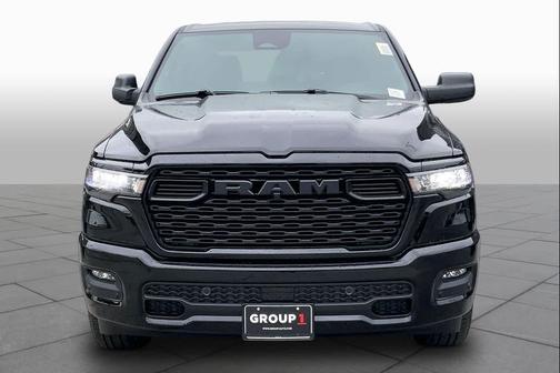 Diamond Black Crystal Pearlcoat 2026 RAM 1500 Express