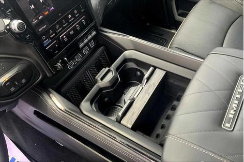 2025 RAM 2500 Limited Crew Cab 4x4 6'4' Box